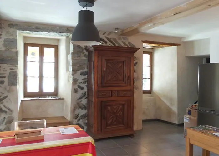 Cap De La Hont بيت ضيافة 3*