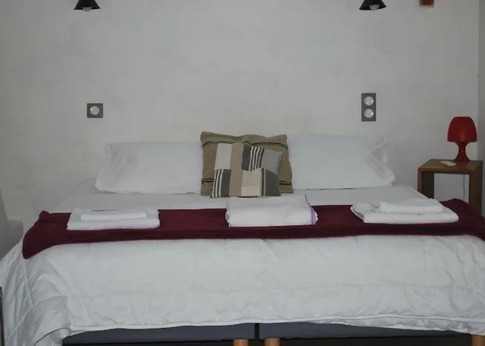 بيت ضيافة Cap De La Hont لارونس